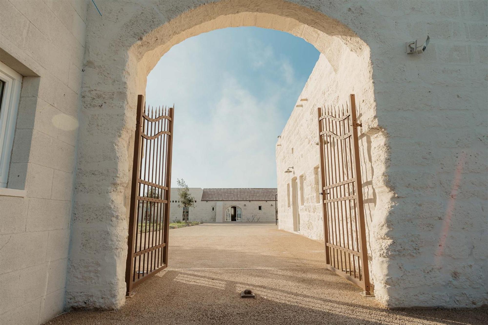 Masseria Vaccaro By Raro Villas - Self Check-In Brindisi Ngoại thất bức ảnh